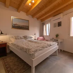  Apartment Casa Vecchia